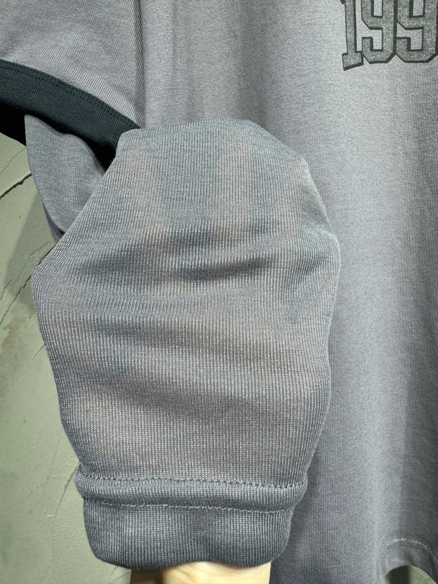 Acne Studios Retro fake two-piece long-sleeved long T 26ss autumn and winter latest Arrival counter Same Style original production, color matching Stockholm Acne Classic letter imported machine white ink direct injection process, contrasting ribbed neckline splicing design, gray tone Retro atmosphere full of atmosphere, early autumn layering, just need a single item, relaxed and lazy, take it at your fingertips Sizes: S M L